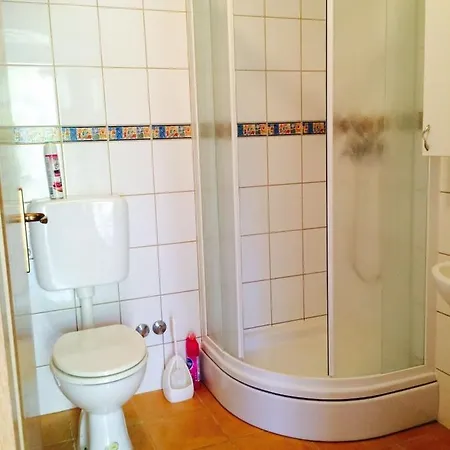 Apartment With A Parking Space Vinisce, Trogir - 17062 *